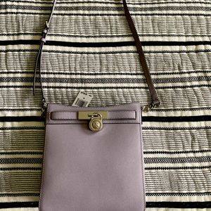 Michael Kors MD Hamilton Messenger Bag-Lilac
